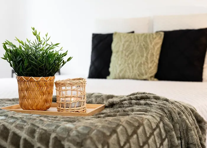 Stayroom I Woody2 Neben Donaulände Lägenhet *